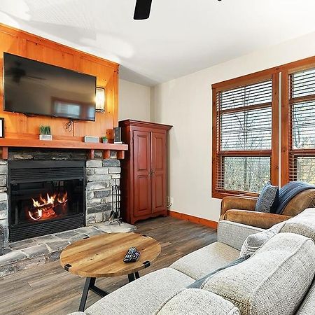 Appartamento Les Eaux 225-1 By Escapades Tremblant Mont-Tremblant Esterno foto