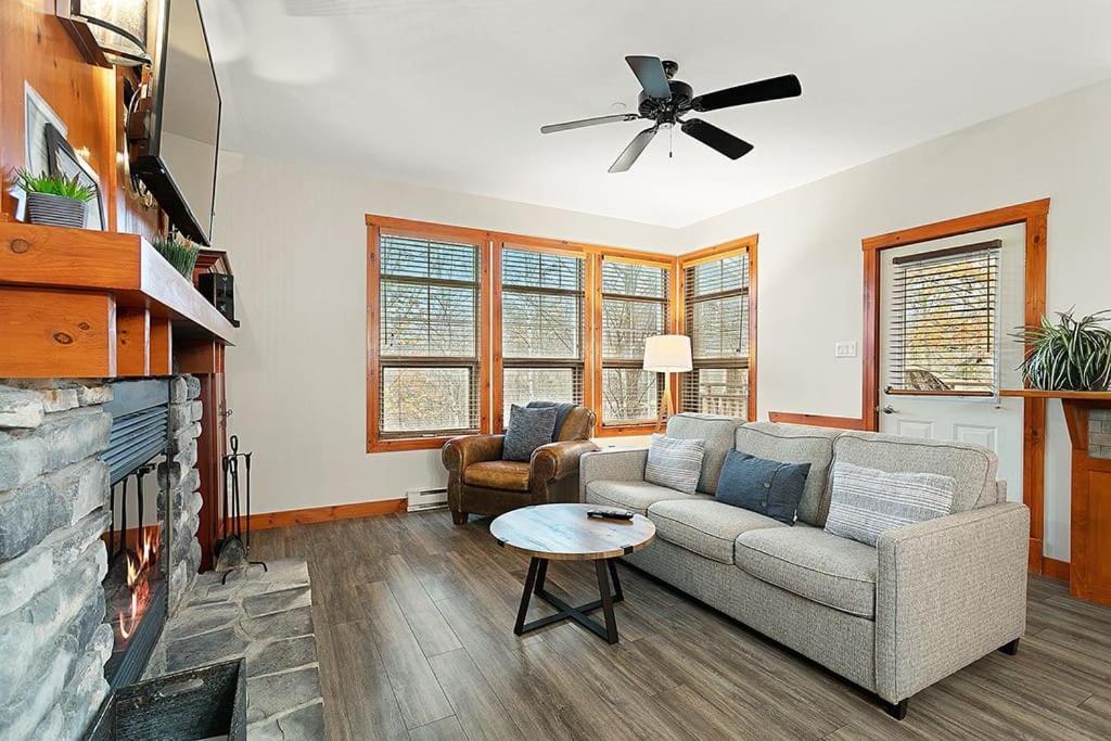 Appartamento Les Eaux 225-1 By Escapades Tremblant Mont-Tremblant Esterno foto