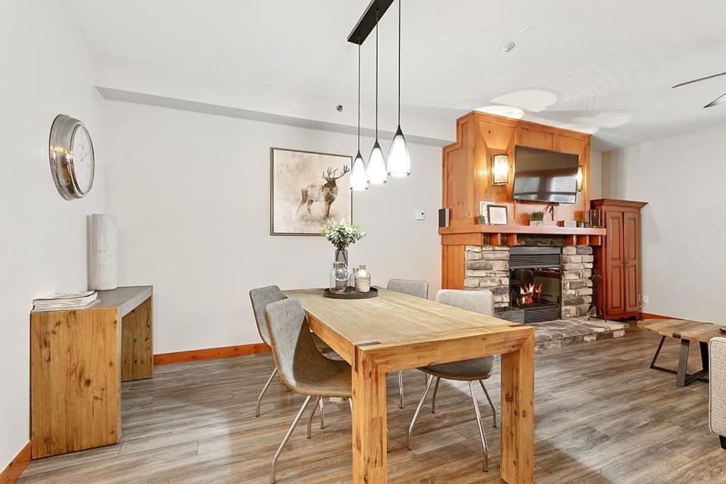 Appartamento Les Eaux 225-1 By Escapades Tremblant Mont-Tremblant Esterno foto
