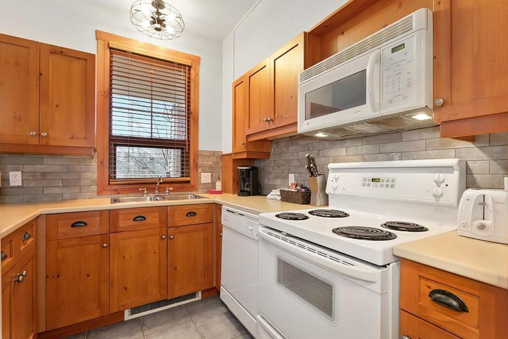 Appartamento Les Eaux 225-1 By Escapades Tremblant Mont-Tremblant Esterno foto