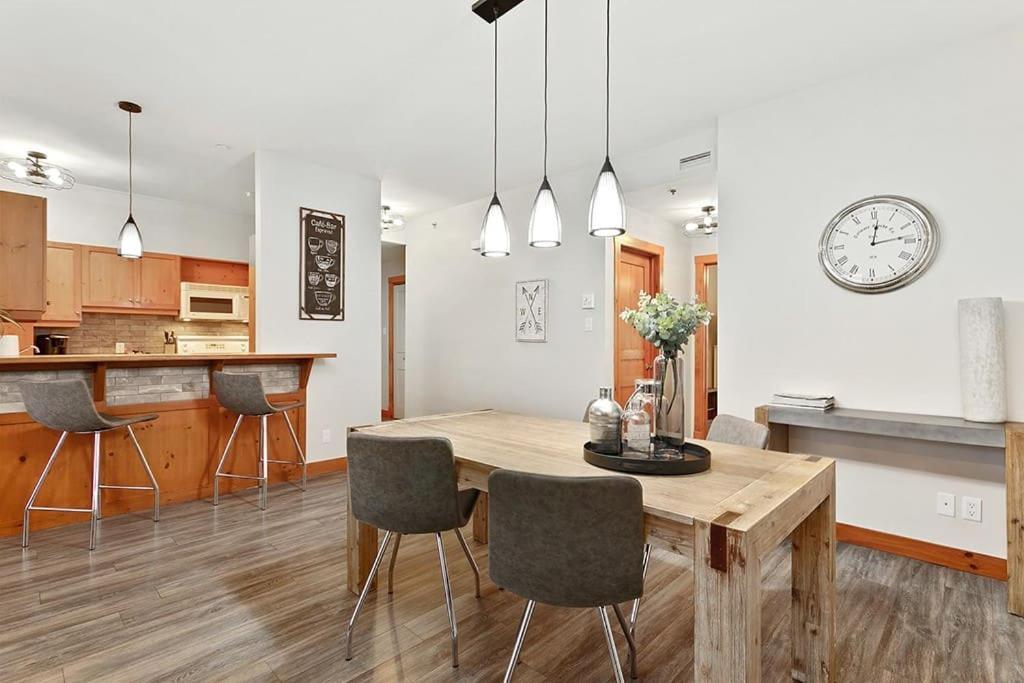 Appartamento Les Eaux 225-1 By Escapades Tremblant Mont-Tremblant Esterno foto