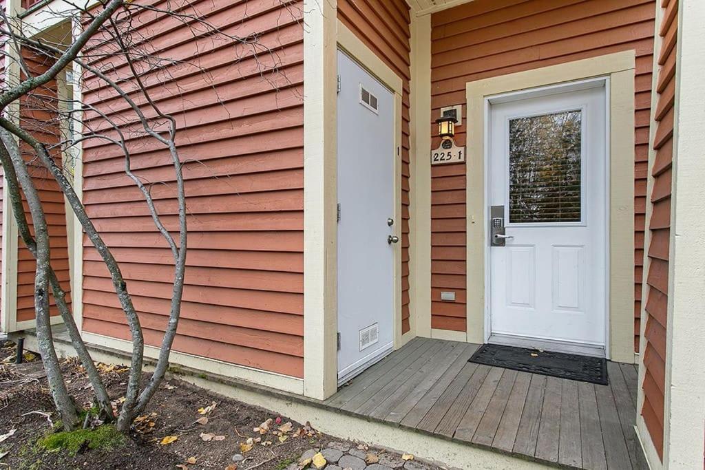 Appartamento Les Eaux 225-1 By Escapades Tremblant Mont-Tremblant Esterno foto